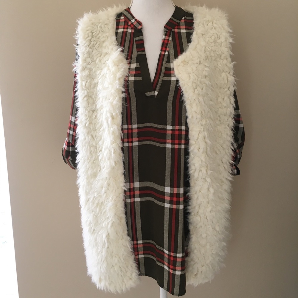 Sherpa Vest - Picture 1 of 5